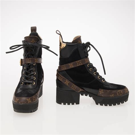 imitazioni scarpe louis vuitton online|louis vuitton dupe boots.